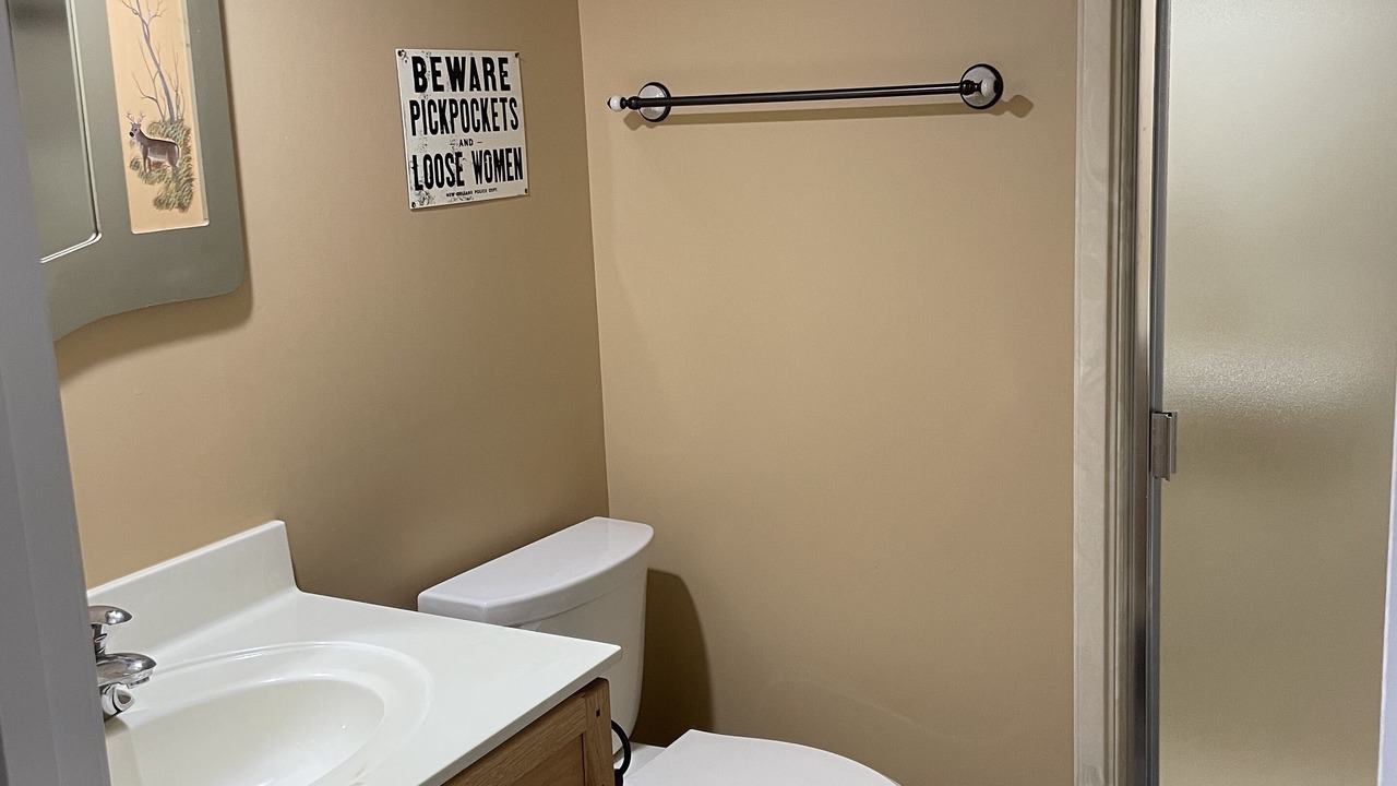 Photo of Bathroom in Saluda
