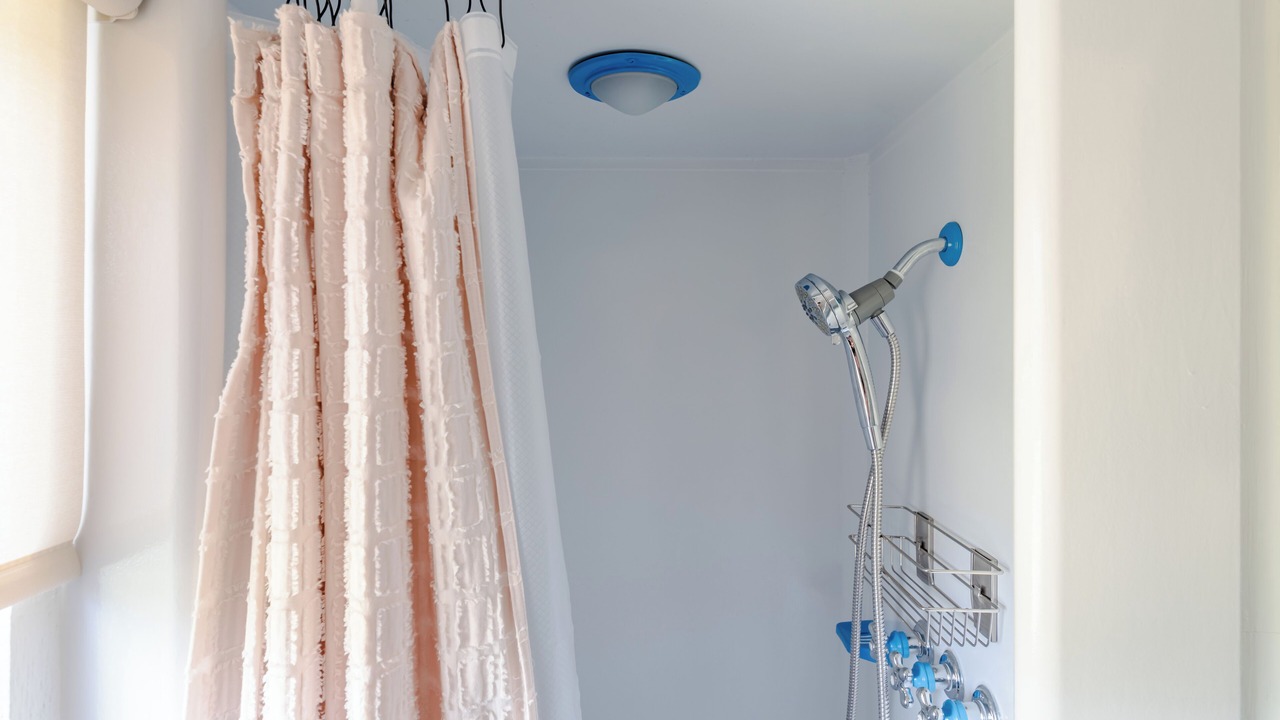 Photo of Bathroom in Wimble Shores
