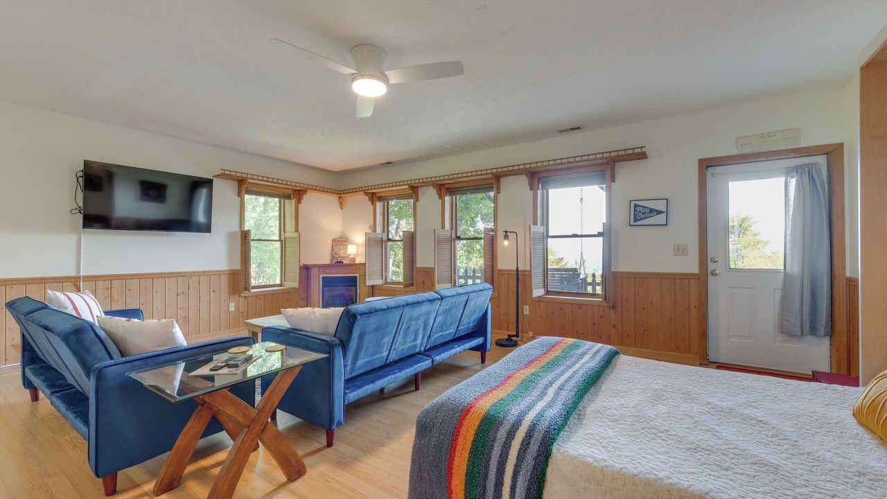 Photo of Bedroom in Waynesville