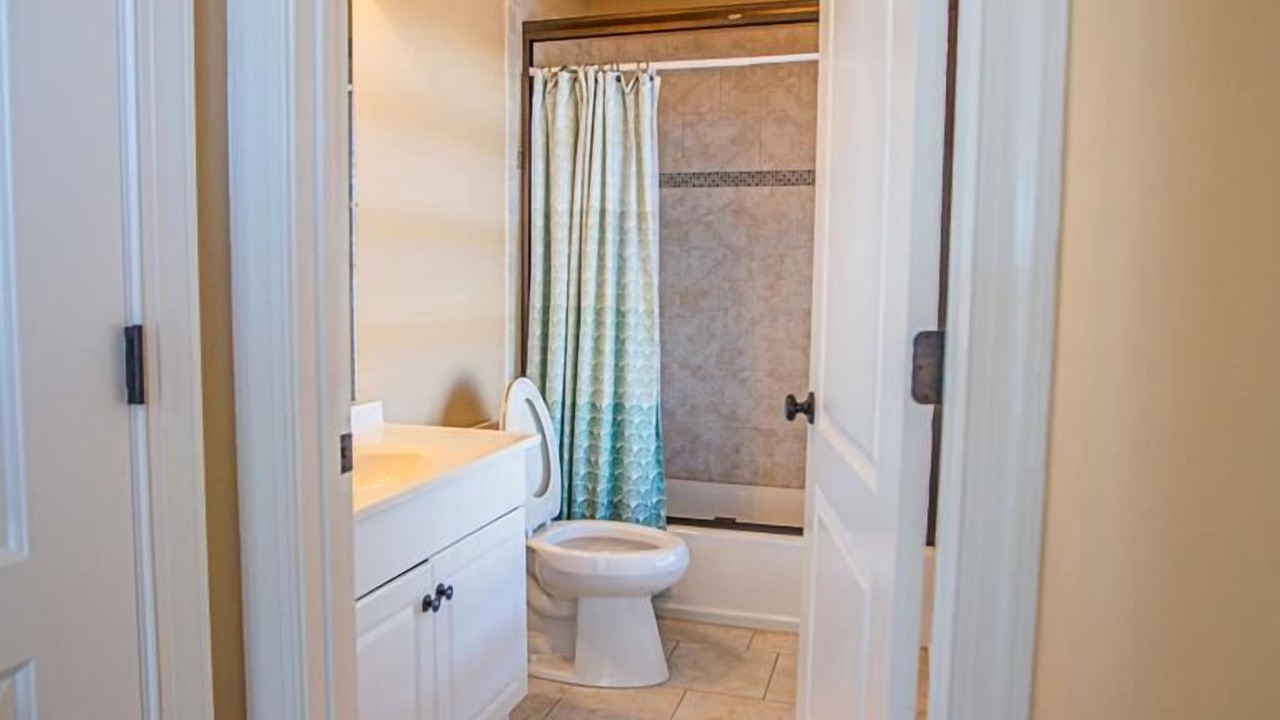 Photo of Bathroom in Holden Beach