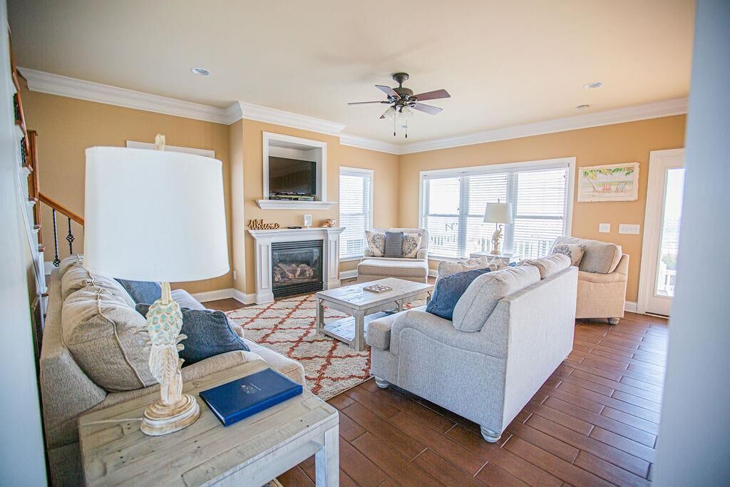 Photo of Livingroom in Holden Beach