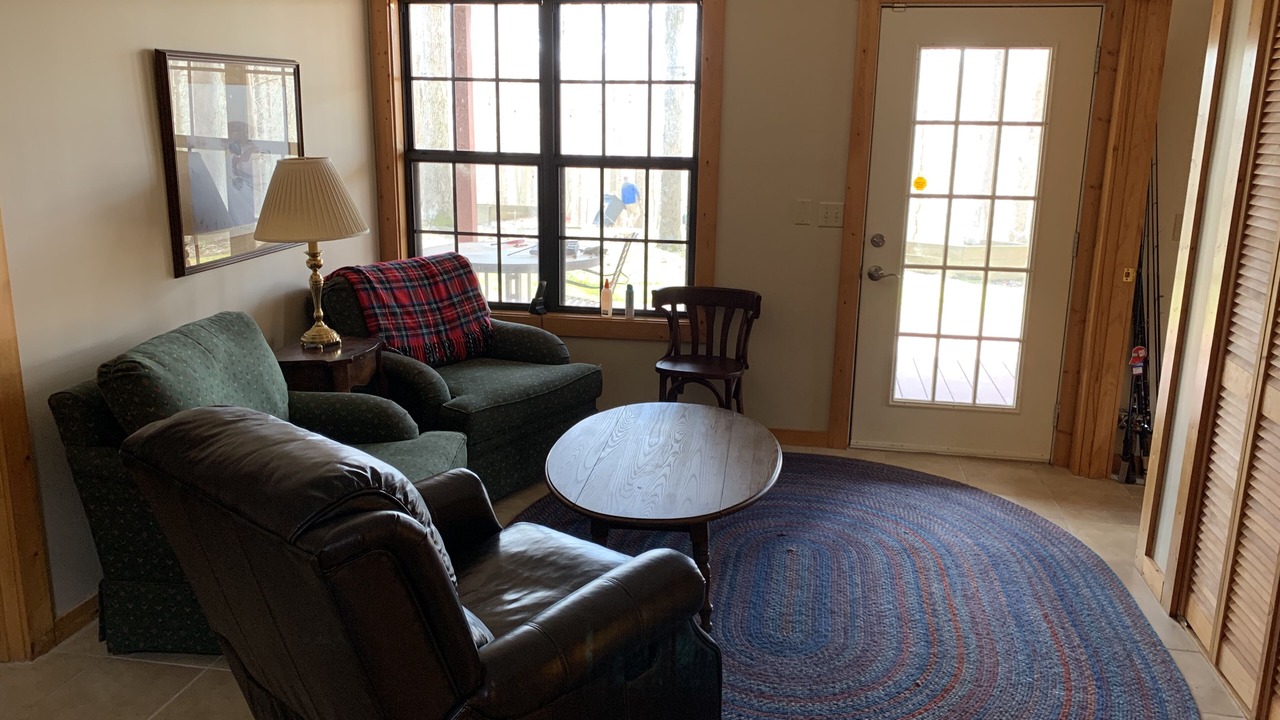 Photo of Livingroom in Clarkson