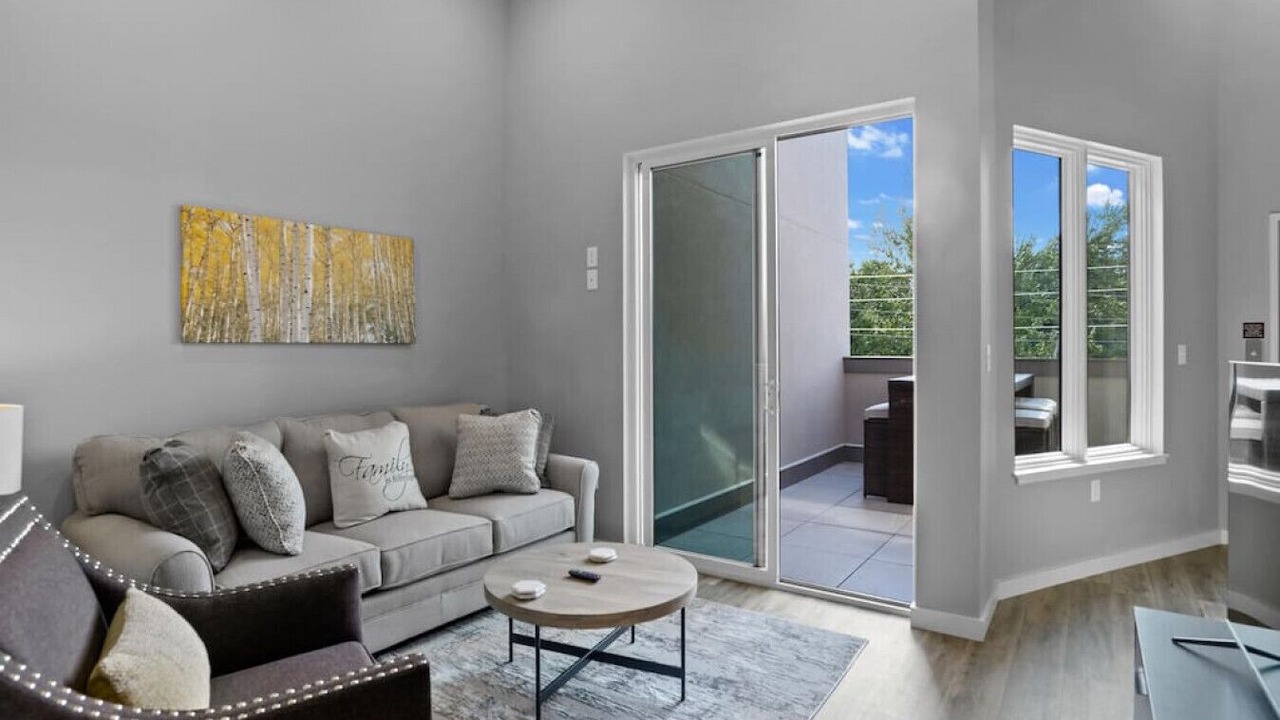 Photo of Livingroom in Asheville
