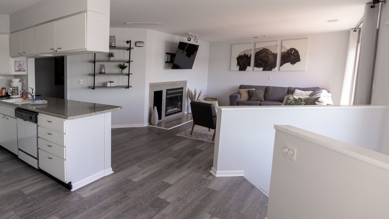 Photo of Livingroom in Utica