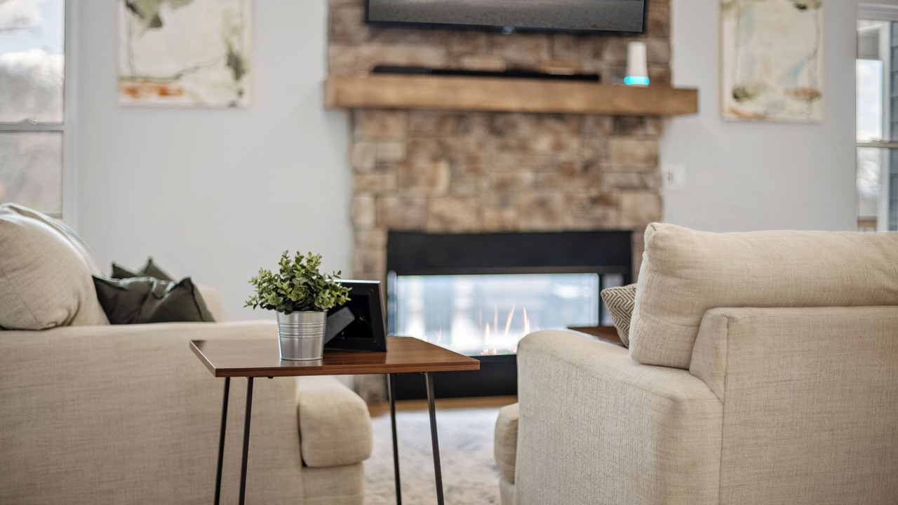 Photo of Livingroom in La Follette