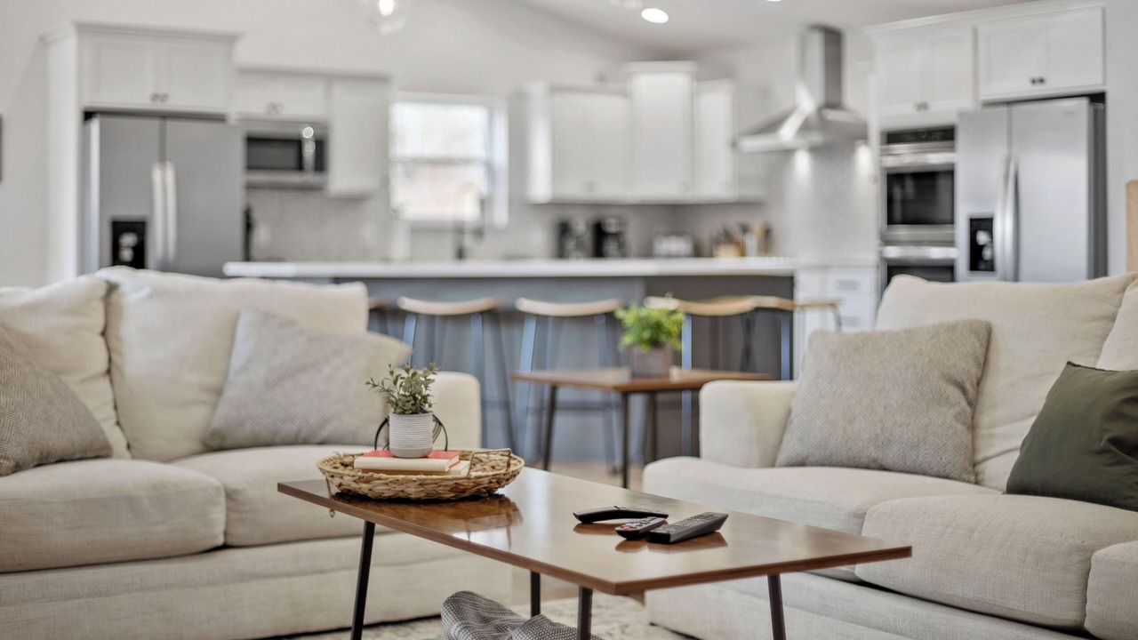 Photo of Livingroom in La Follette