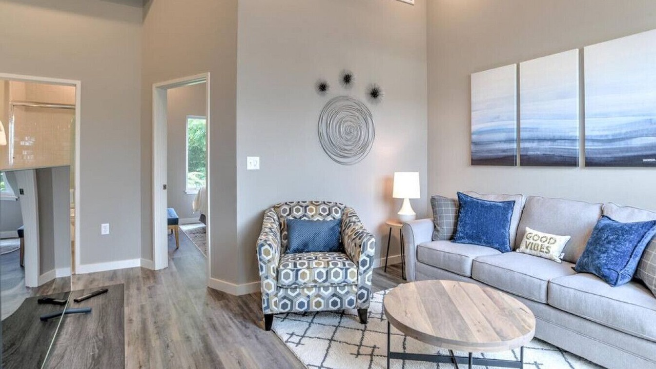 Photo of Livingroom in Asheville