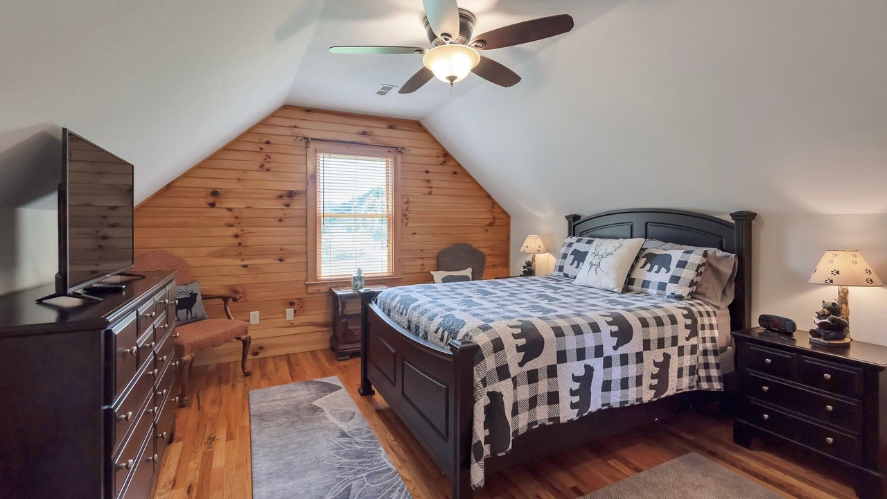 Photo of Bedroom in Todd