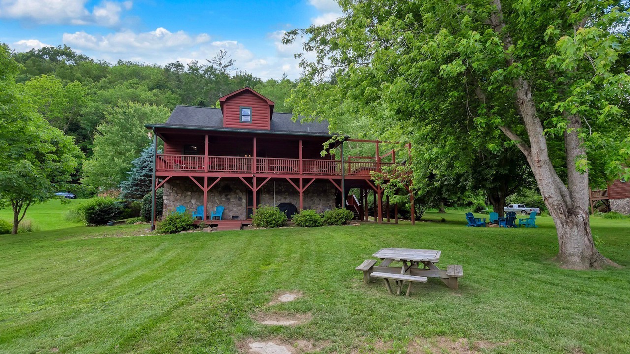Photo of Outdoor in Todd