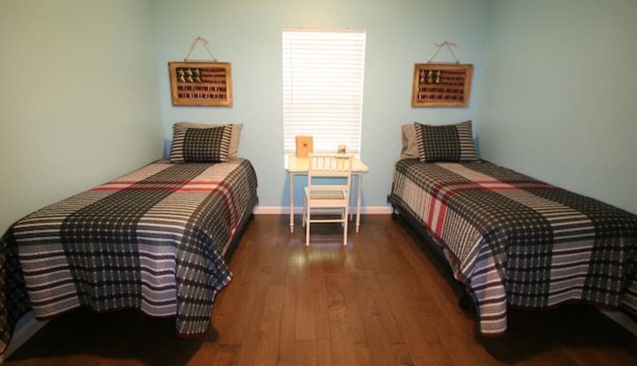 Photo of Bedroom in Crossville