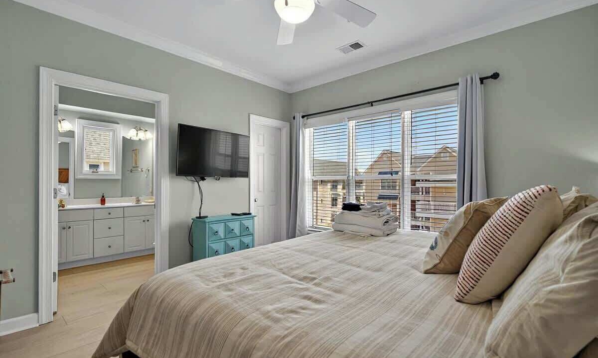 Photo of Bedroom in Ocean Isle Beach