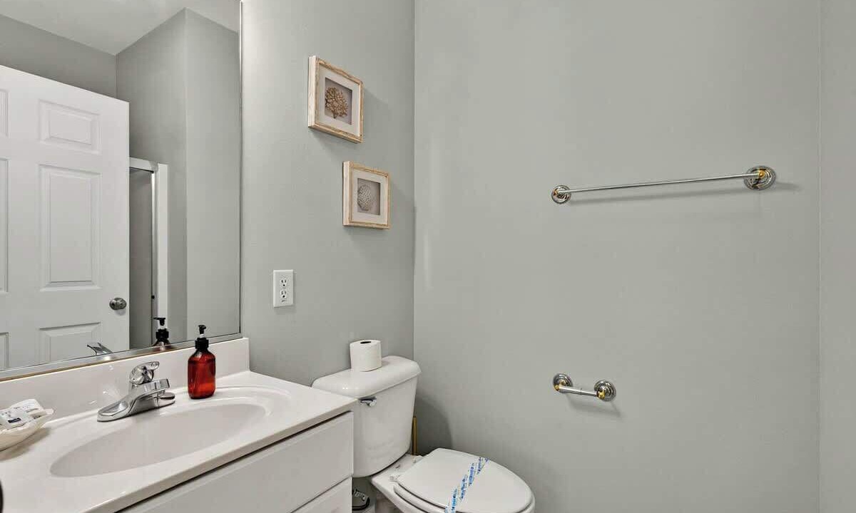 Photo of Bathroom in Ocean Isle Beach