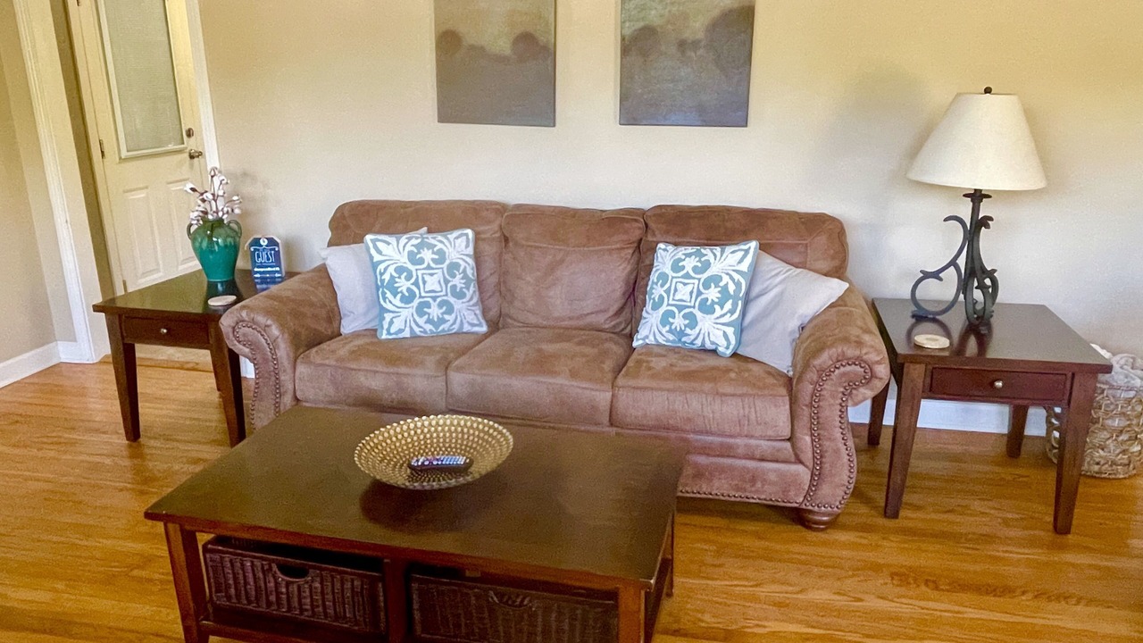 Photo of Livingroom in Knoxville