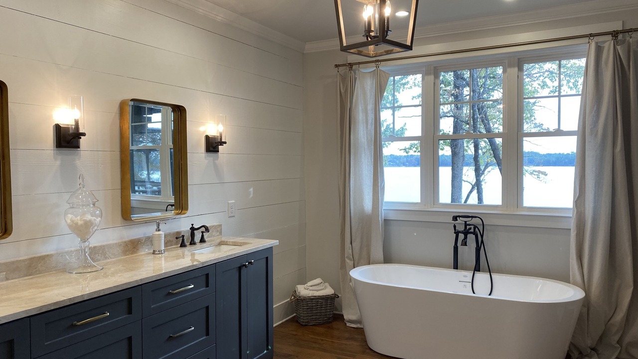 Photo of Bathroom in Dadeville
