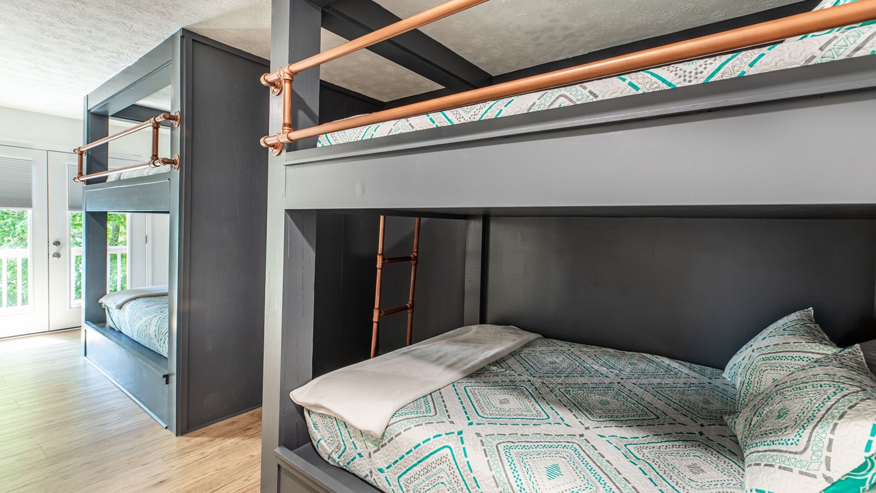 Photo of Bedroom in Big Creek