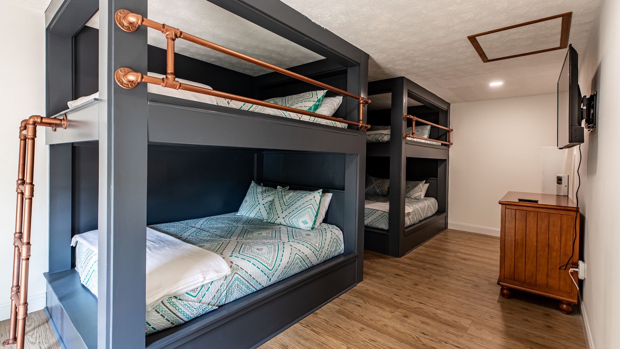 Photo of Bedroom in Big Creek
