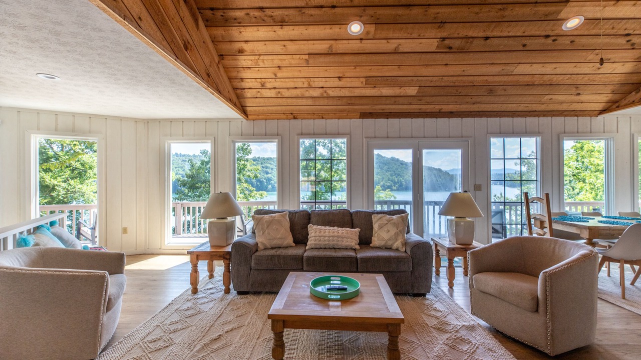 Photo of Livingroom in Big Creek