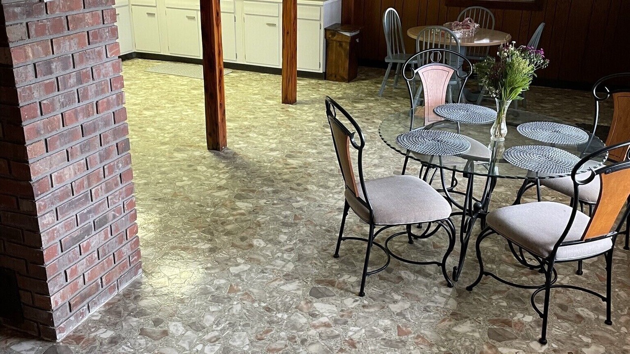 Photo of Bedroom in Bee Spring
