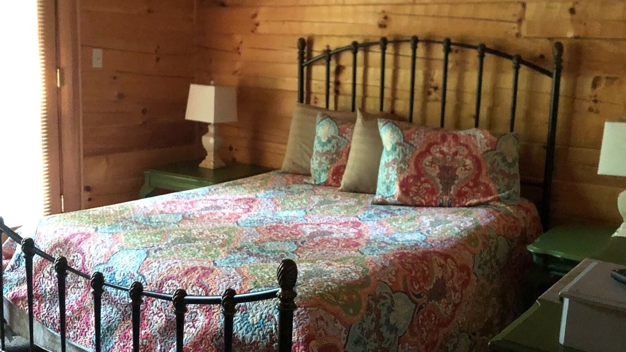Photo of Bedroom in Oneida