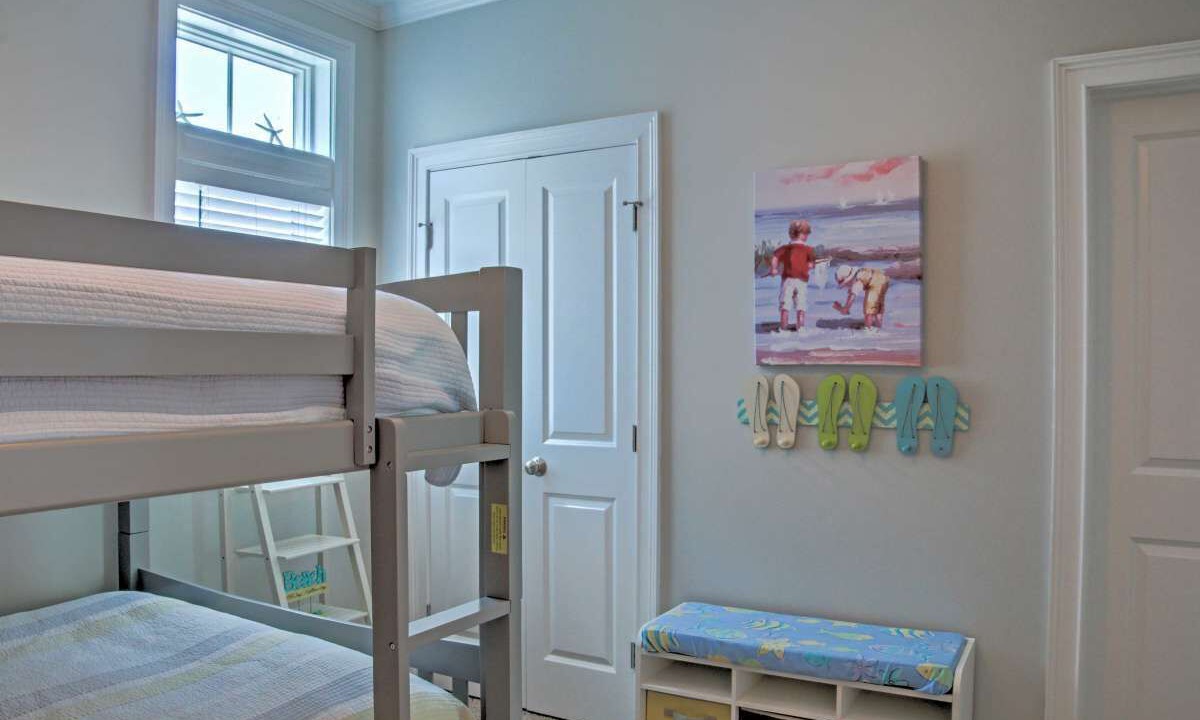 Photo of Bedroom in Carolina Beach