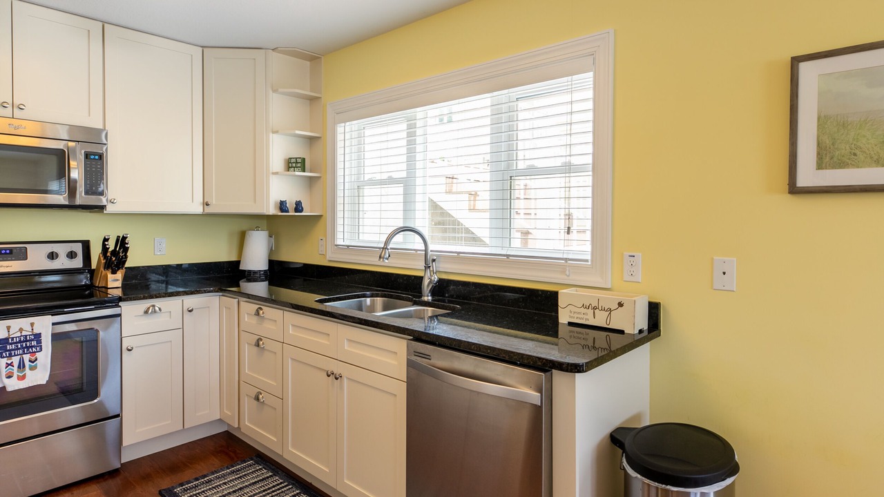 Photo of Kitchen in La Follette