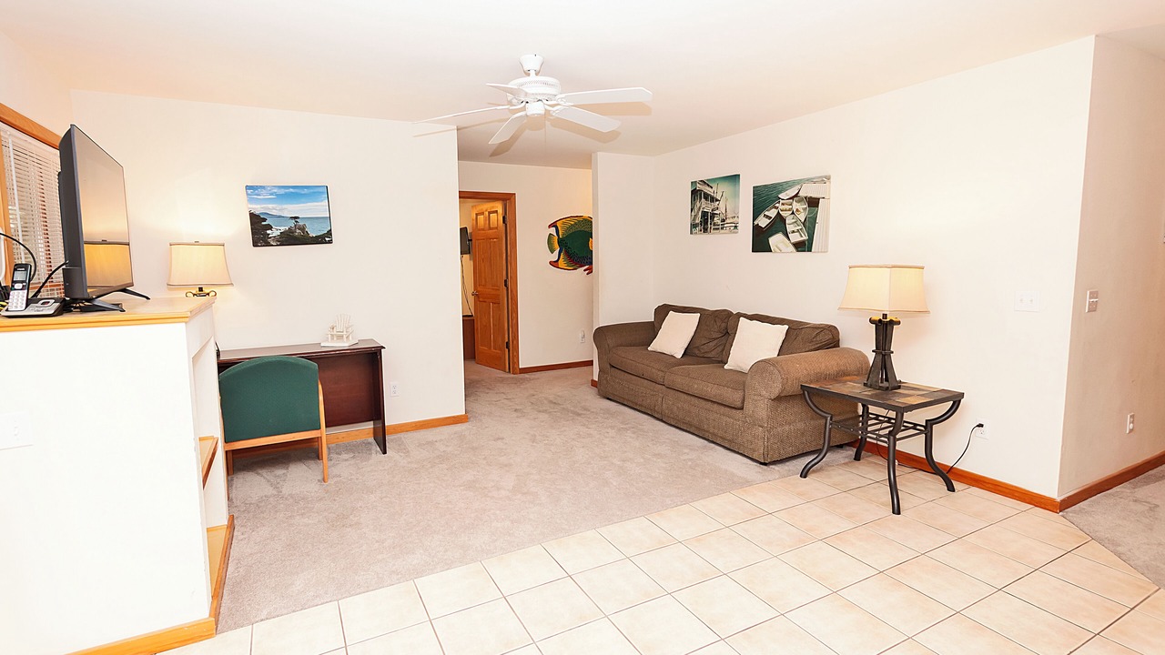 Photo of Livingroom in Southern Shores