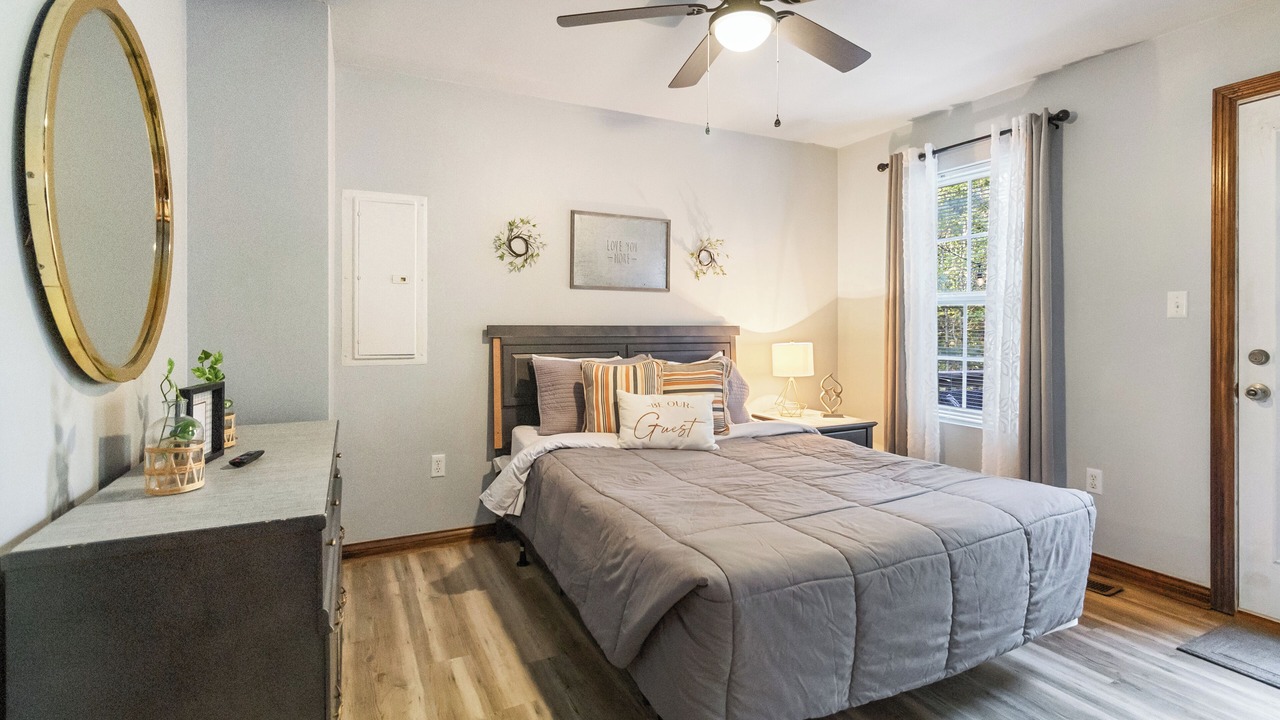 Photo of Bedroom in Sloans Valley