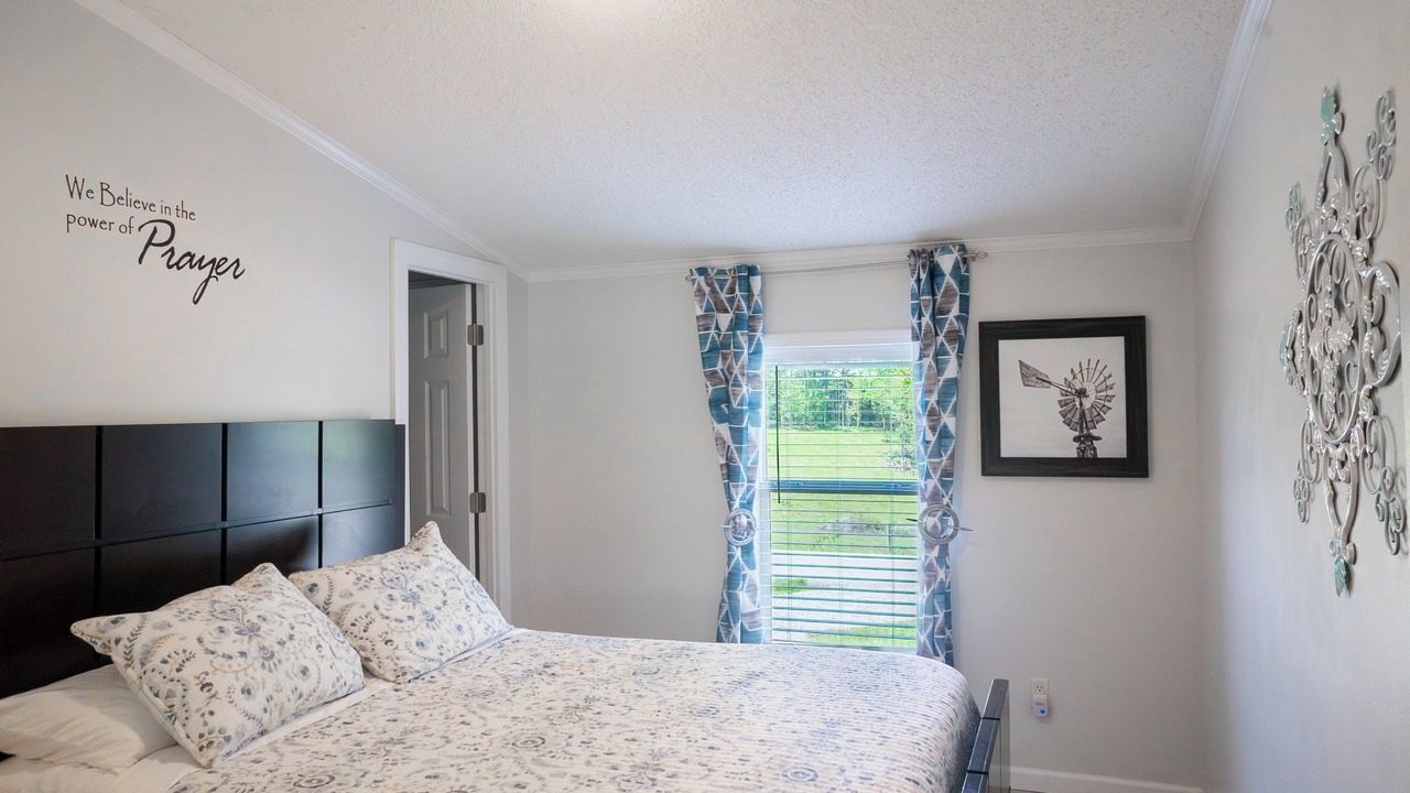 Photo of Bedroom in Berry