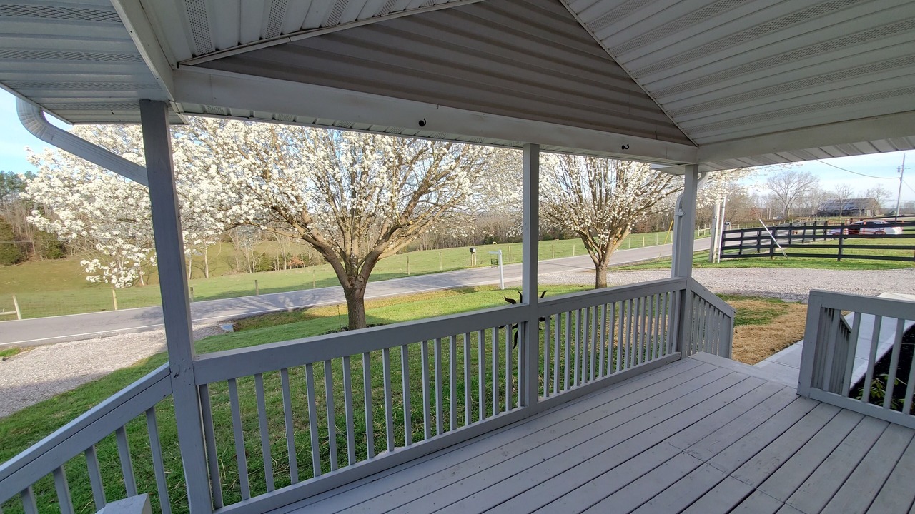 Photo of Patio Balcony in Berry