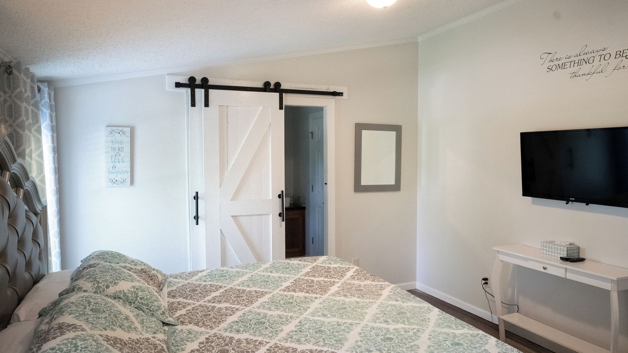 Photo of Bedroom in Berry