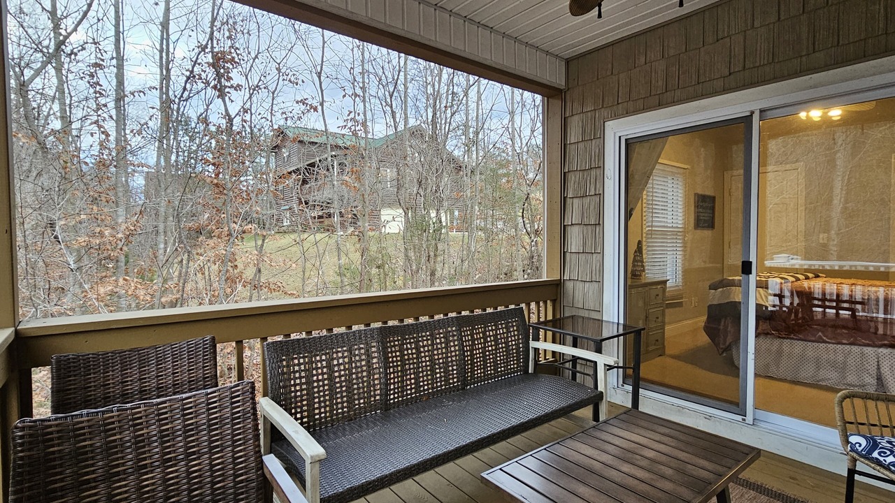 Photo of Patio Balcony in Sloans Valley