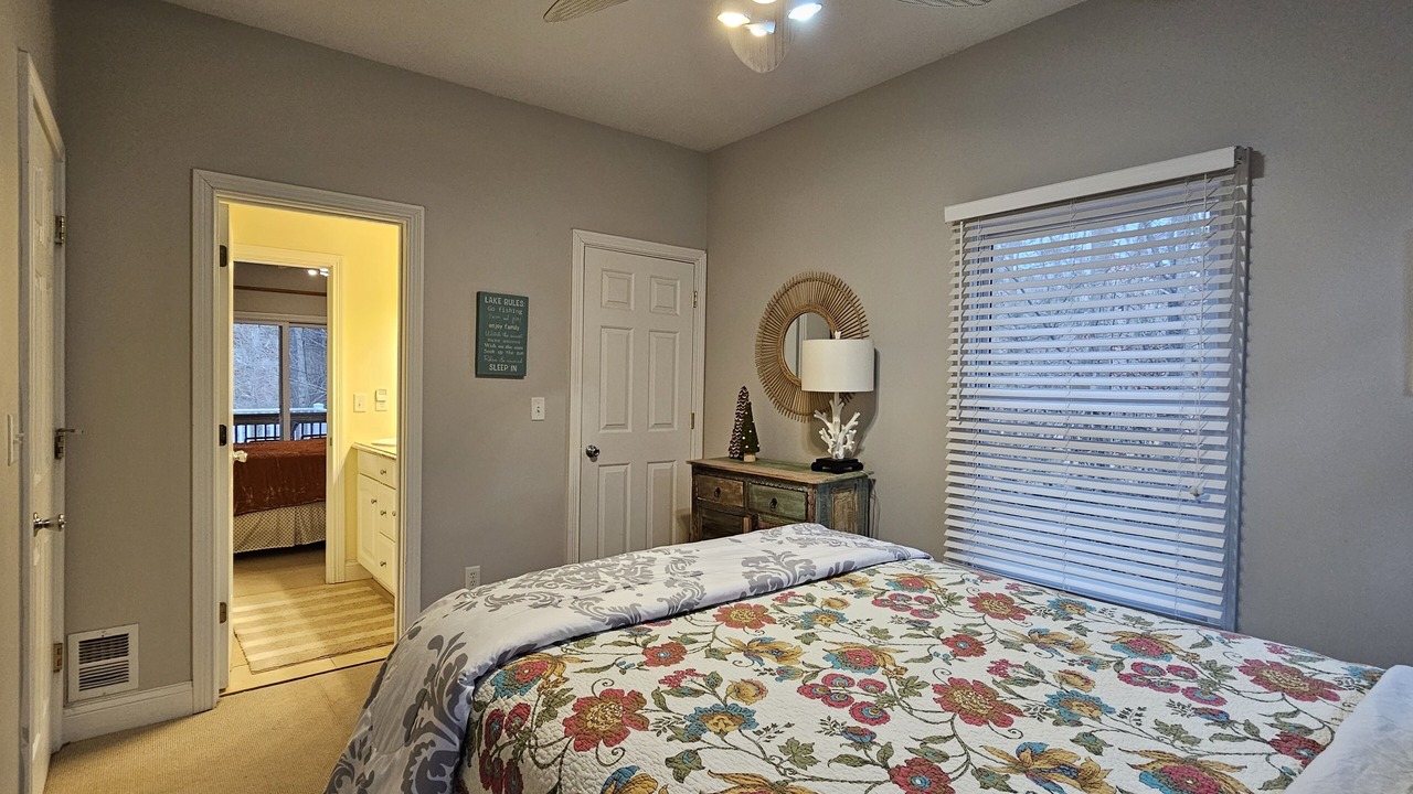 Photo of Bedroom in Sloans Valley