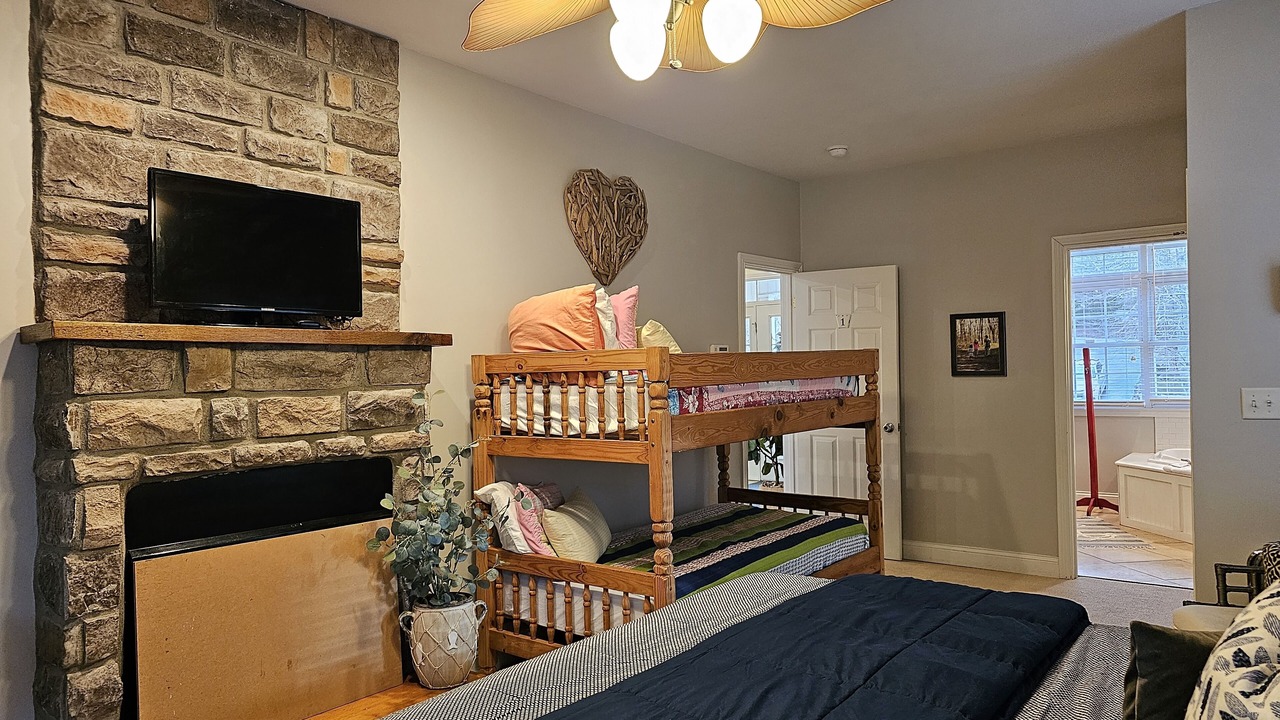 Photo of Bedroom in Sloans Valley