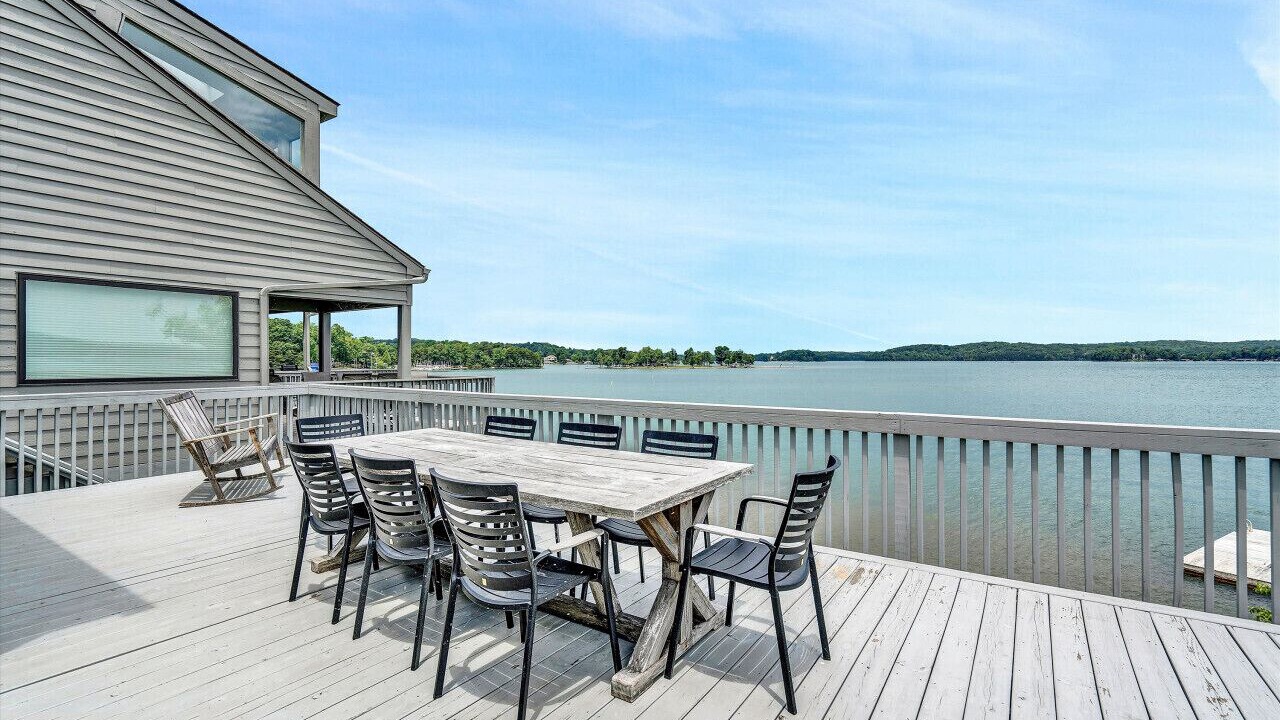 Photo of Others in Smith Mountain Lake