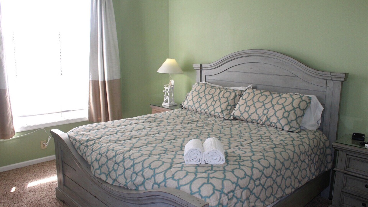 Photo of Bedroom in Manteo