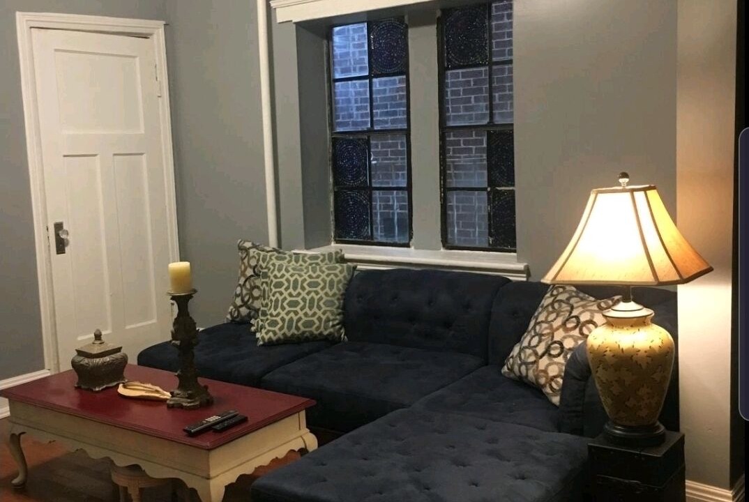 Photo of Livingroom in Downtown Knoxville