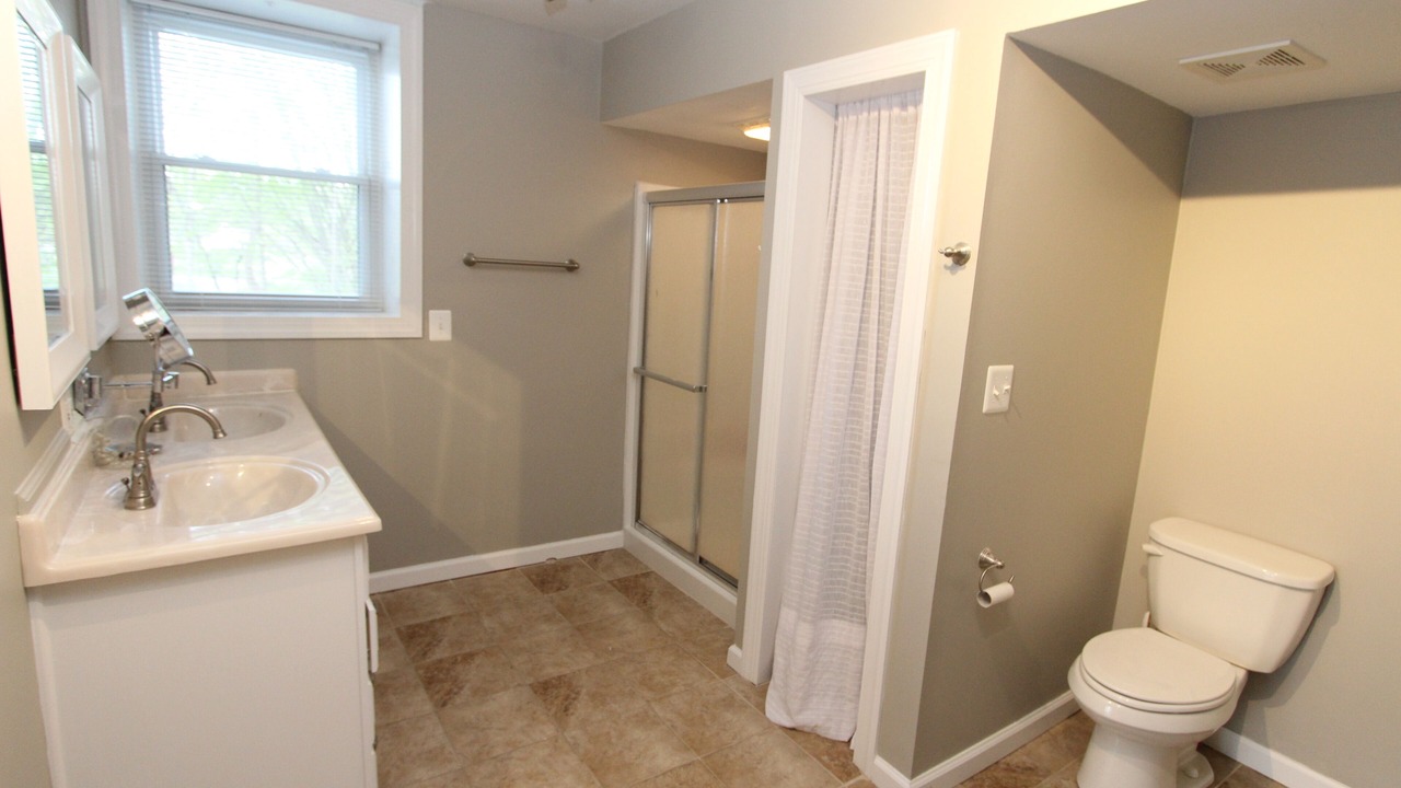 Photo of Bathroom in Goodview