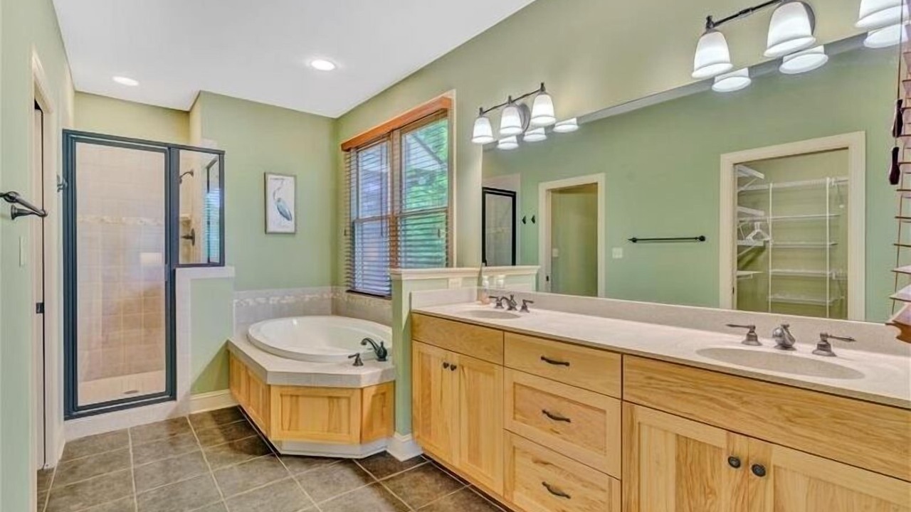 Photo of Bathroom in Moneta