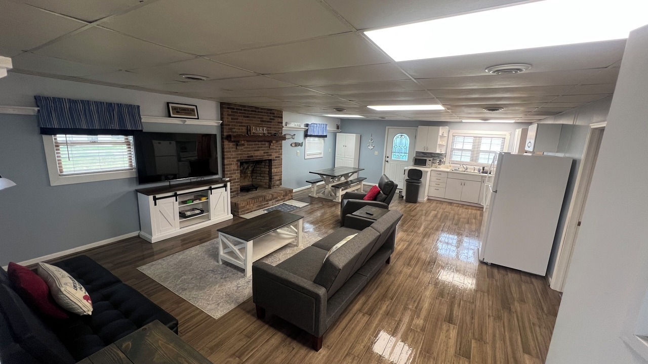 Photo of Livingroom in Monticello