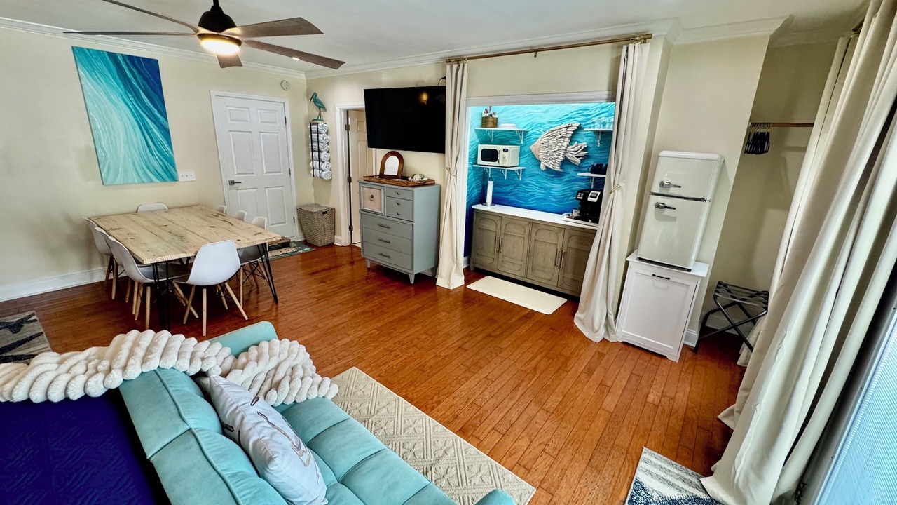 Photo of Livingroom in Murraysville