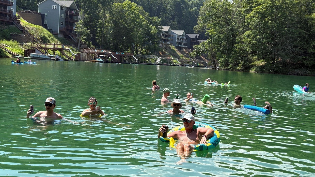 Photo of Others in Lakeside Estates