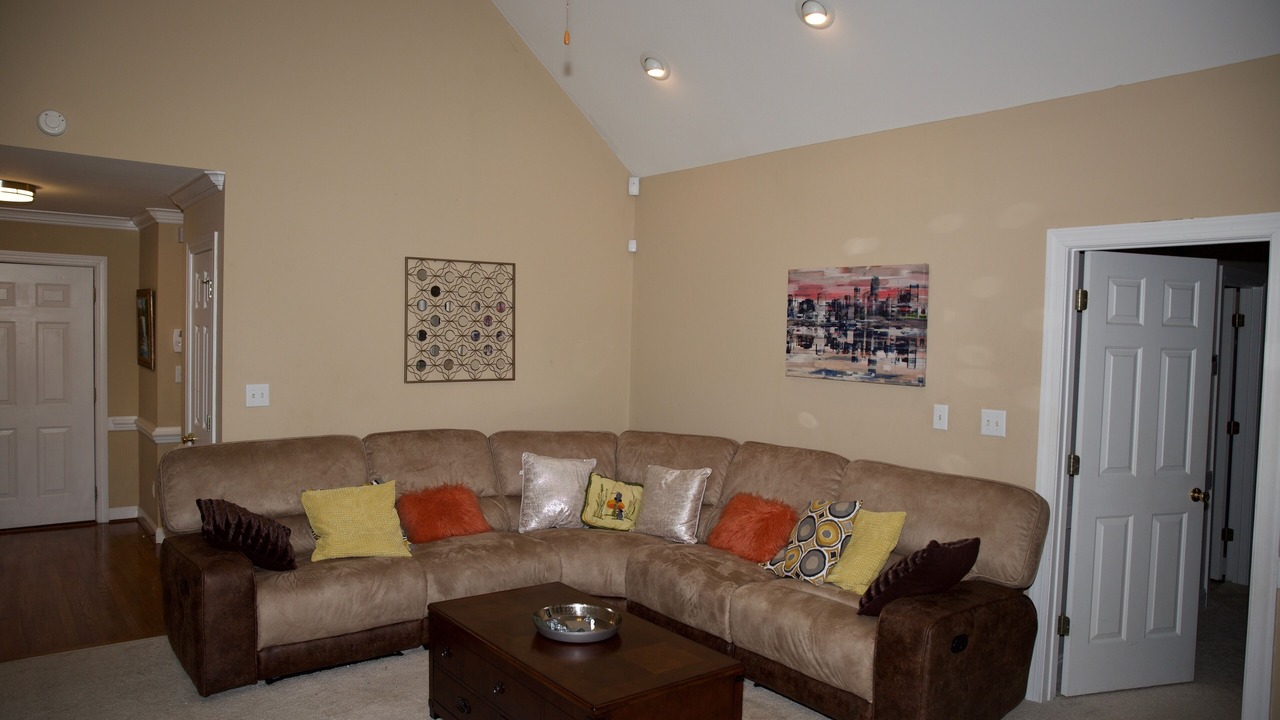 Photo of Livingroom in Winterville