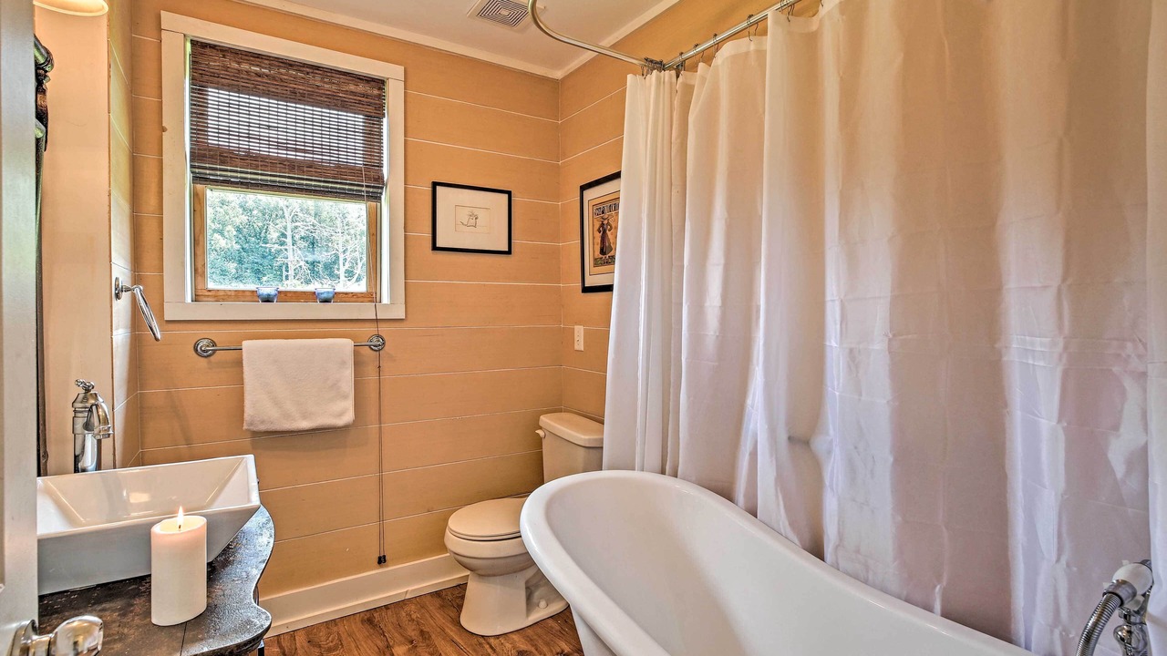 Photo of Bathroom in Summerville