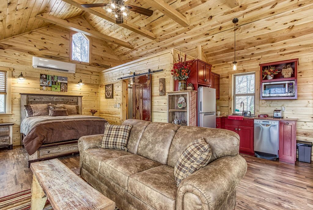 Photo of Livingroom in Smoky Mountains