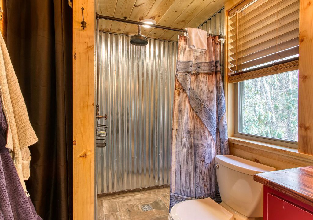 Photo of Bathroom in Smoky Mountains