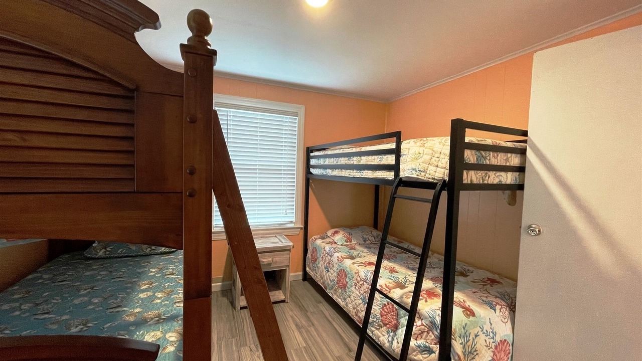 Photo of Bedroom in Avon