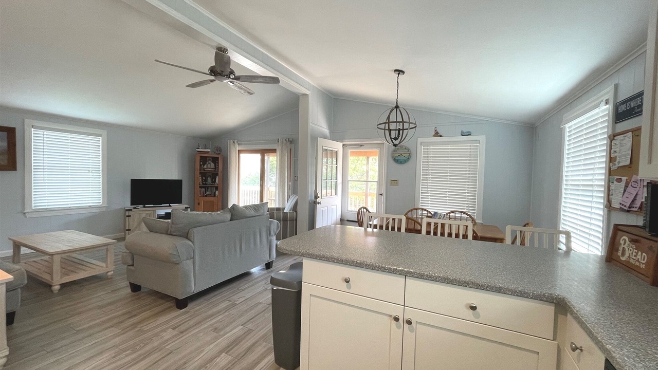 Photo of Livingroom in Avon