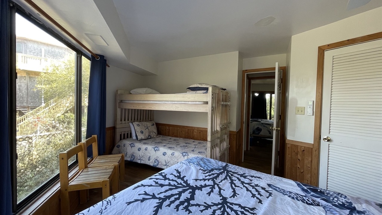 Photo of Bedroom in Avon