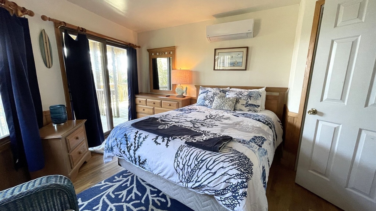 Photo of Bedroom in Avon