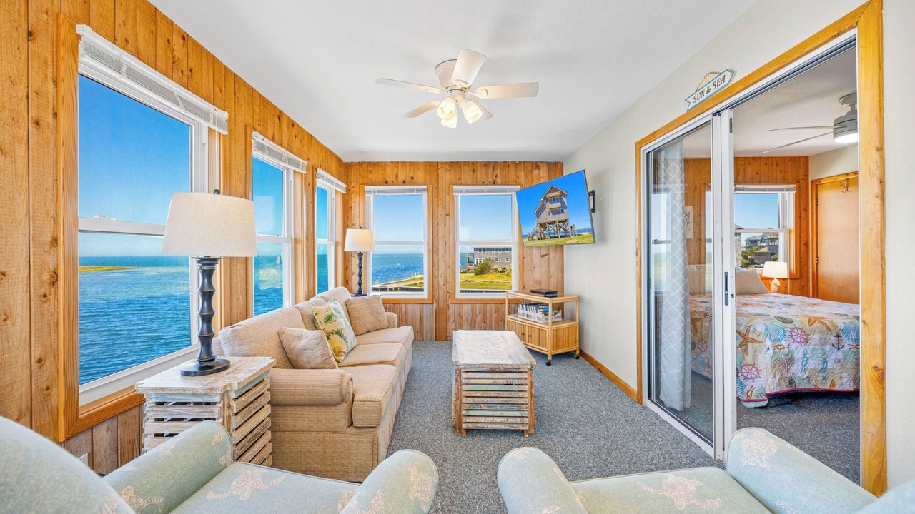 Photo of Bedroom in Avon